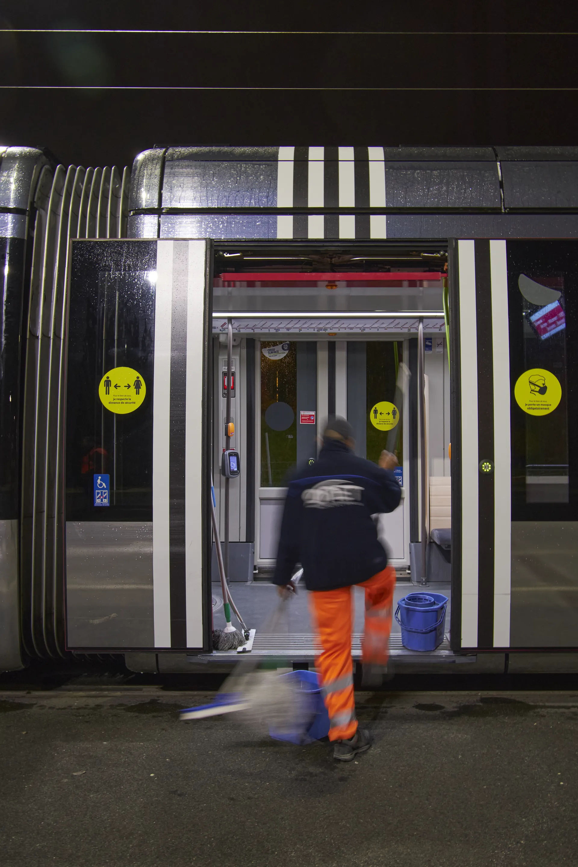 Travailleur du quotidien · Paris